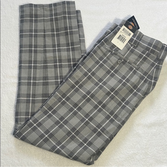 Dickies 30 x 32 Pants Regular Fit Plaid Black Gray Check Plaid 100% Cotton NWT